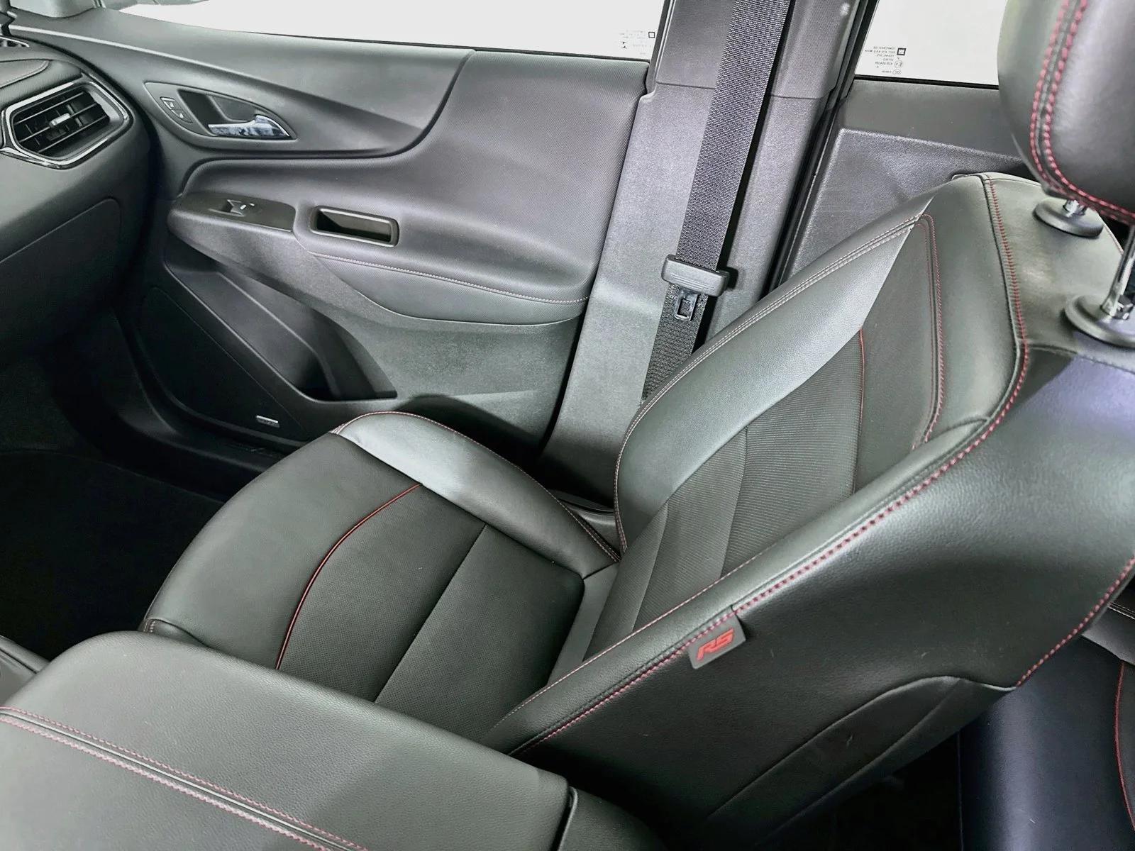 Used 2023 Summit White Chevrolet RS image 25