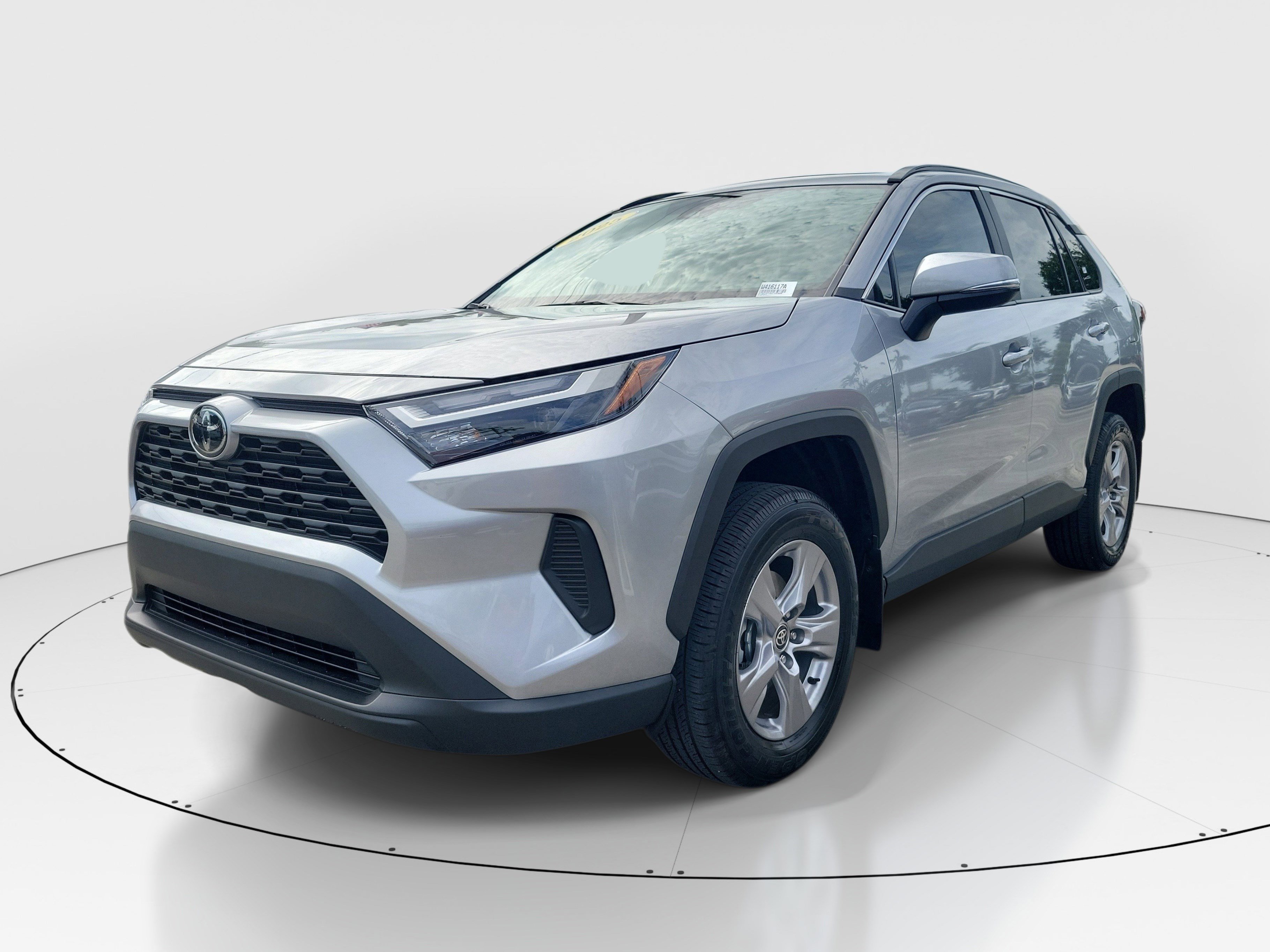 Used 2025 Silver Sky Metallic Toyota XLE image 3
