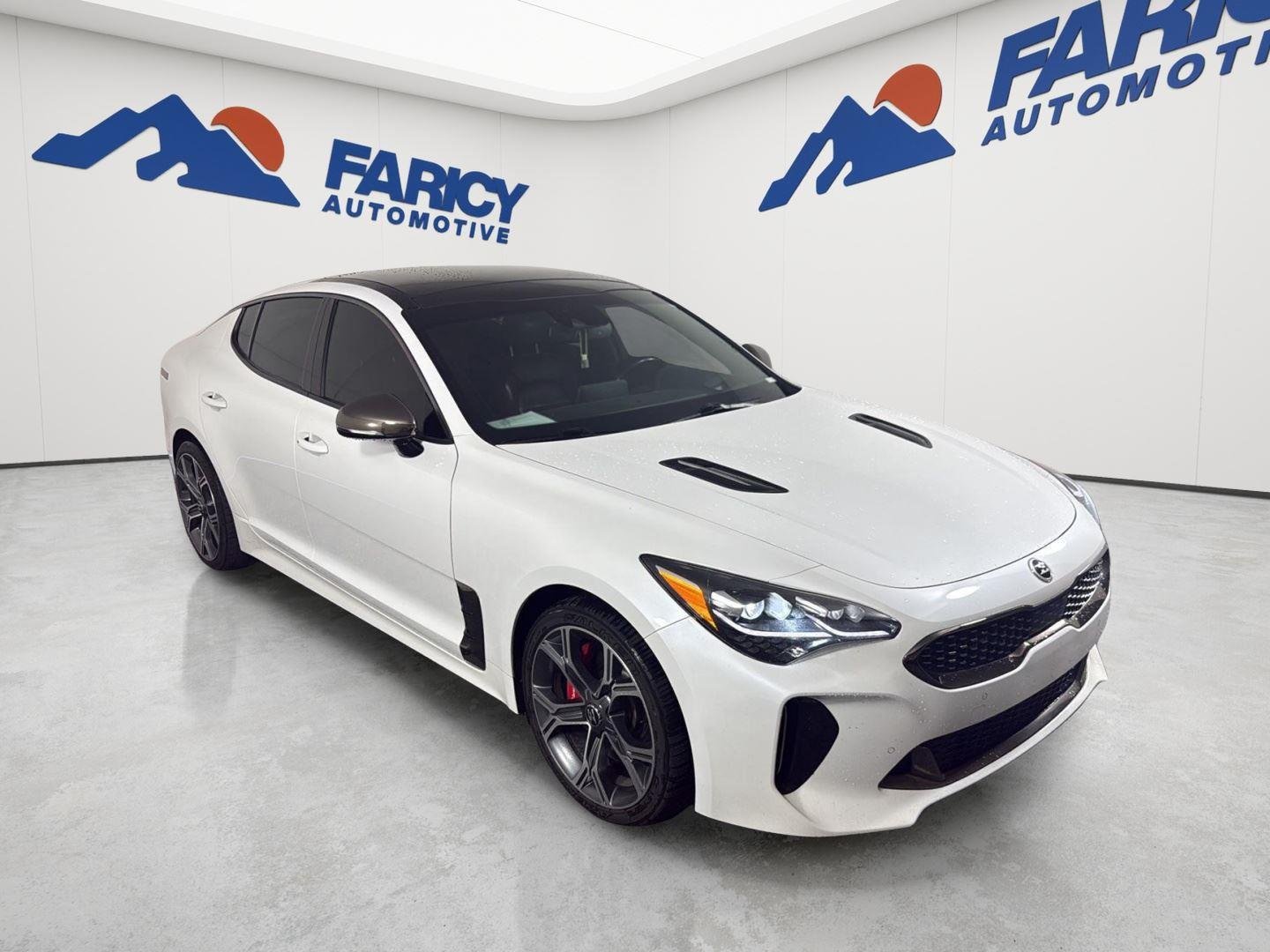 Used 2018 Snow White Pearl Kia GT2 image 3