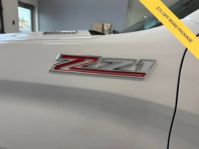 New 2026 Summit White Chevrolet LT image 9
