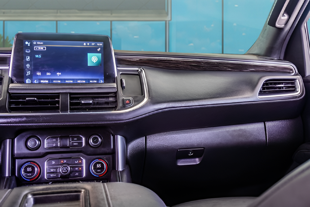 Used 2024 Green Chevrolet LT image 13