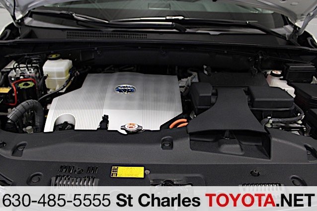 Certified Used 2019 White Toyota Limited image 4