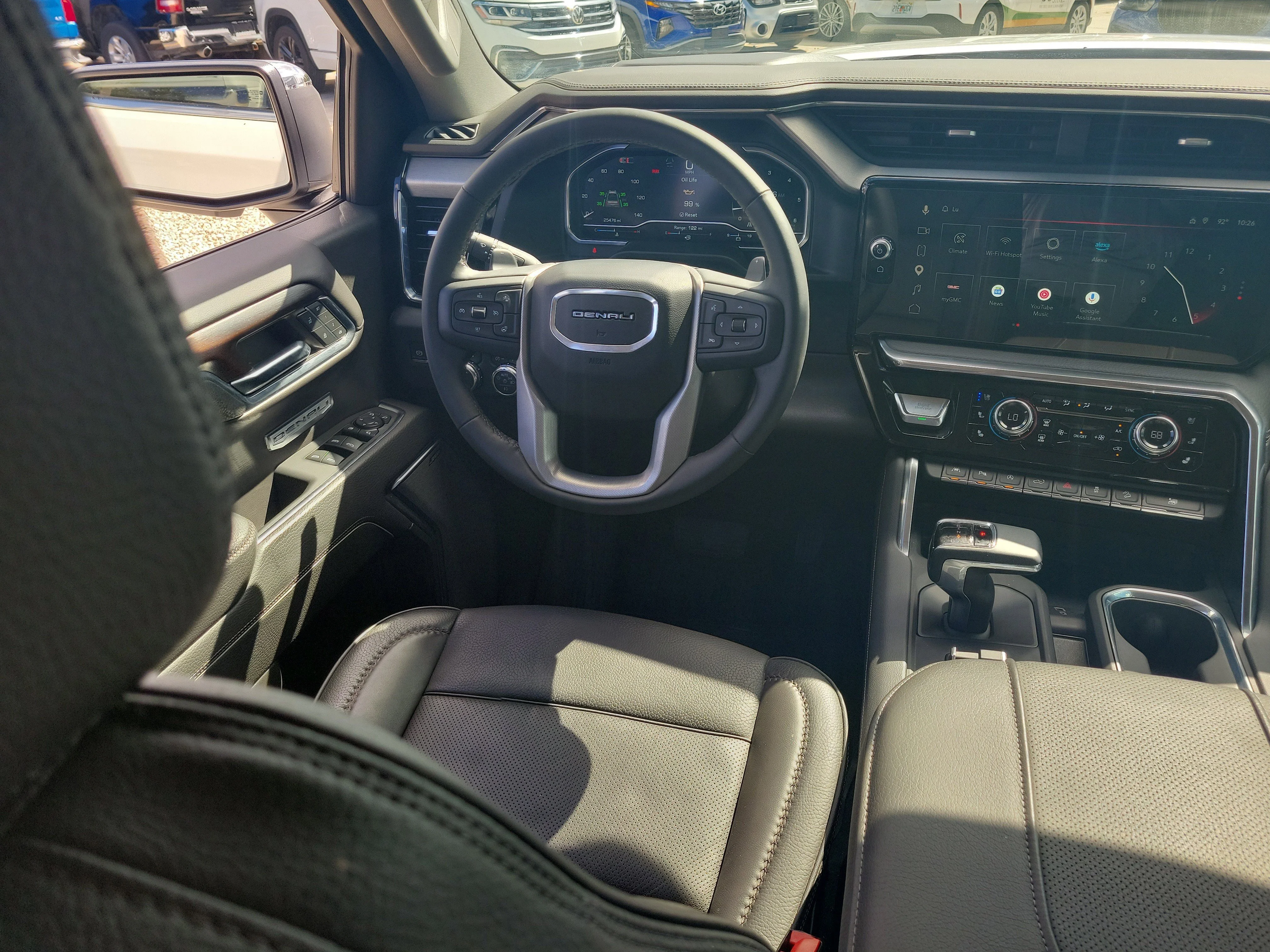 Used 2024 White Frost Tricoat GMC Denali image 17