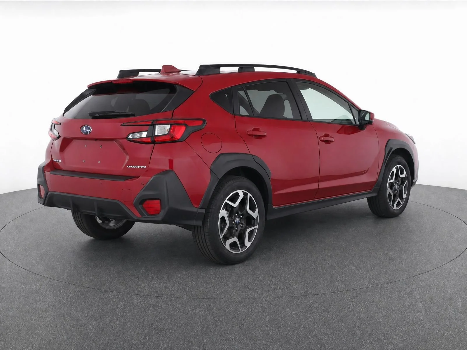Used 2018 Venetian Red Pearl Subaru Limited image 3