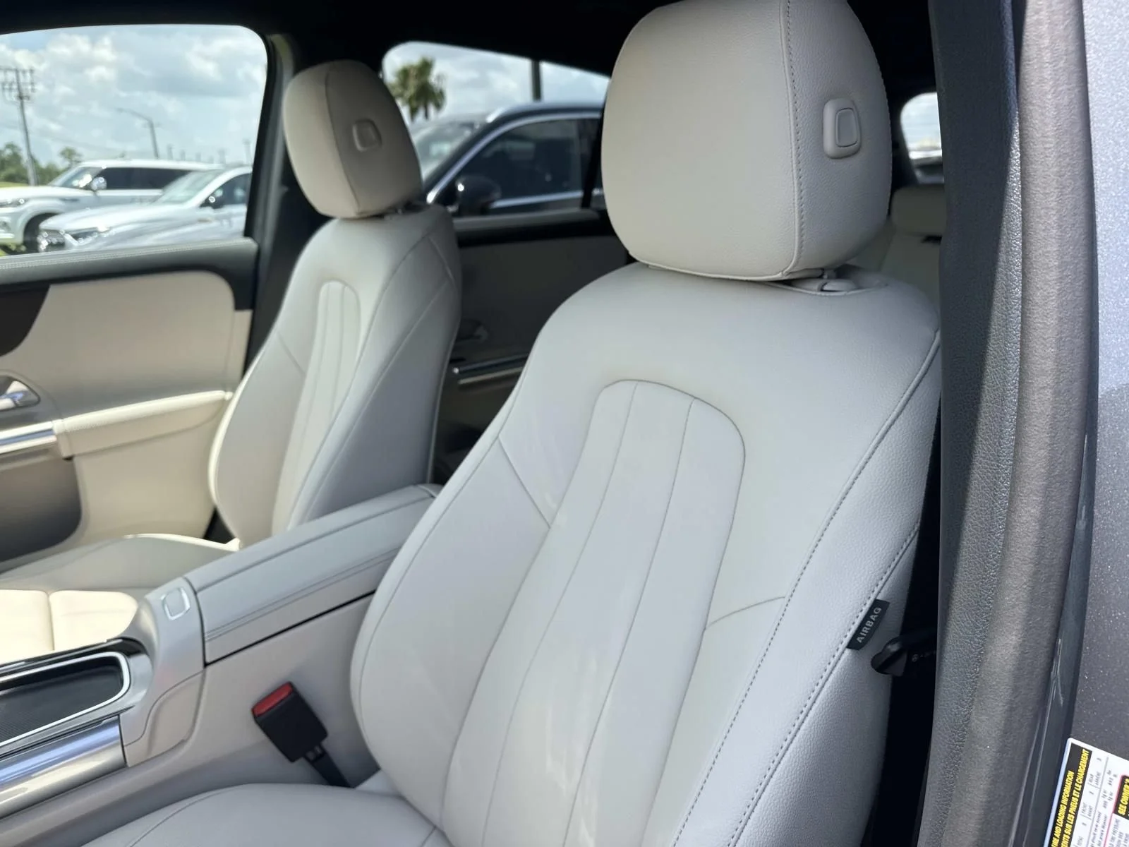 New 2026 Gray Mercedes-Benz GLA 250 image 9