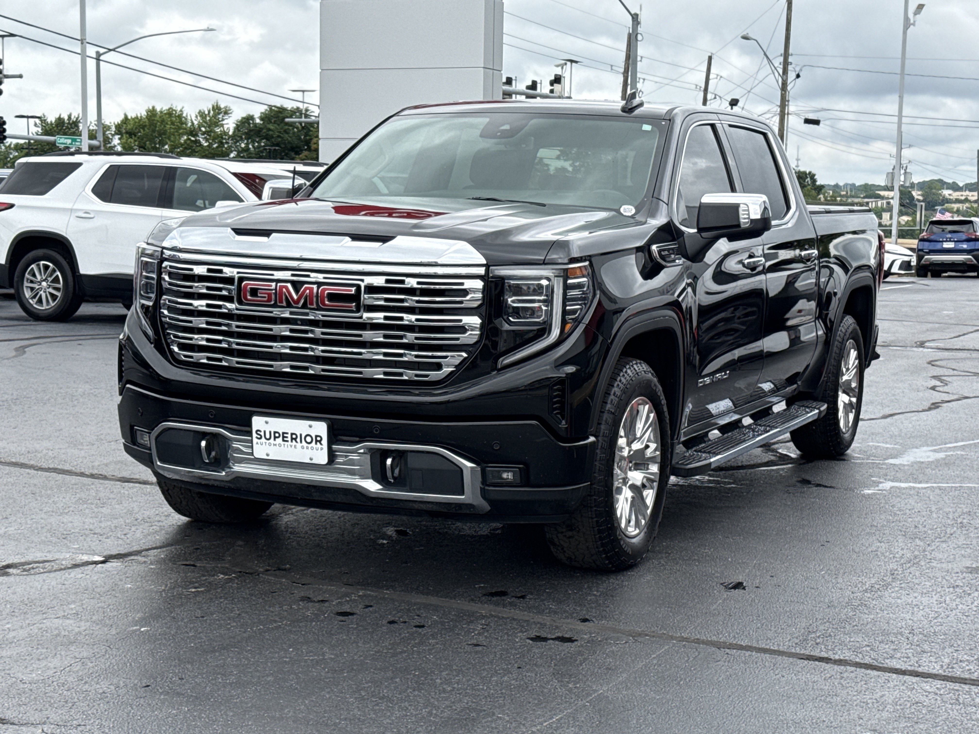 Used 2023 Onyx Black GMC Denali 4WD image 11