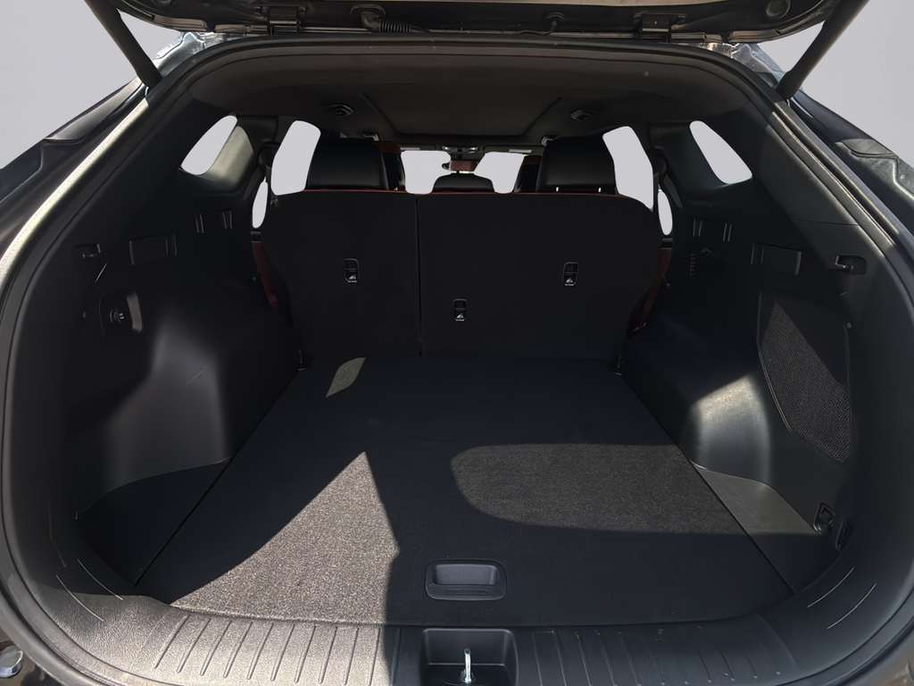 Used 2023 Gravity Gray Kia SX image 31