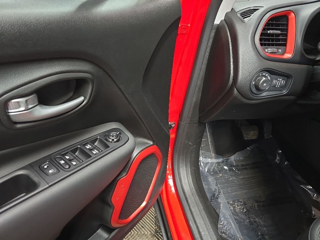 Used 2023 Red Jeep Trailhawk image 28