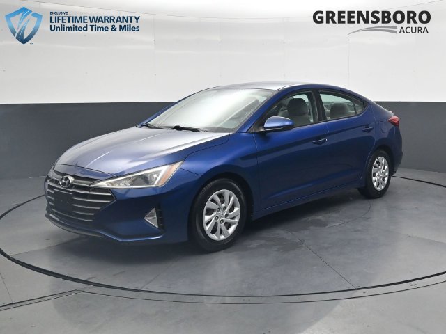 Used 2020 Blue Hyundai SE image 11