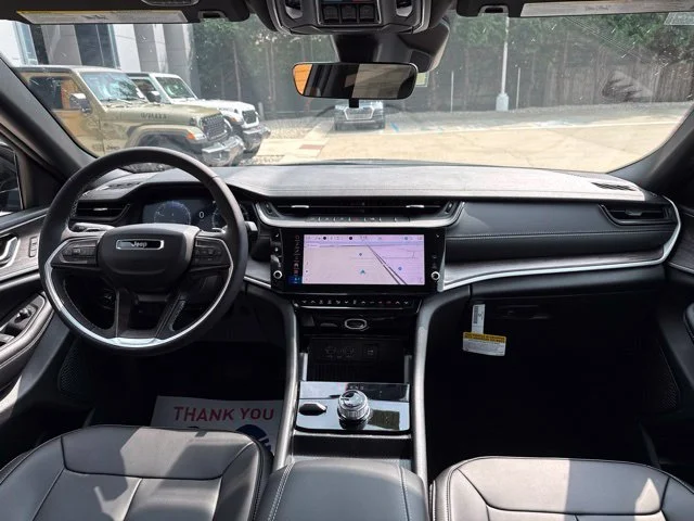 New 2027 Gray Jeep Limited image 34