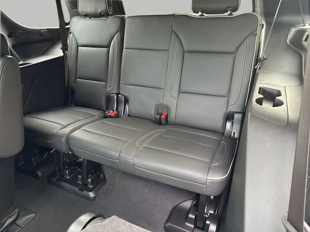 2026 Chevrolet Tahoe Premier - Photo 19