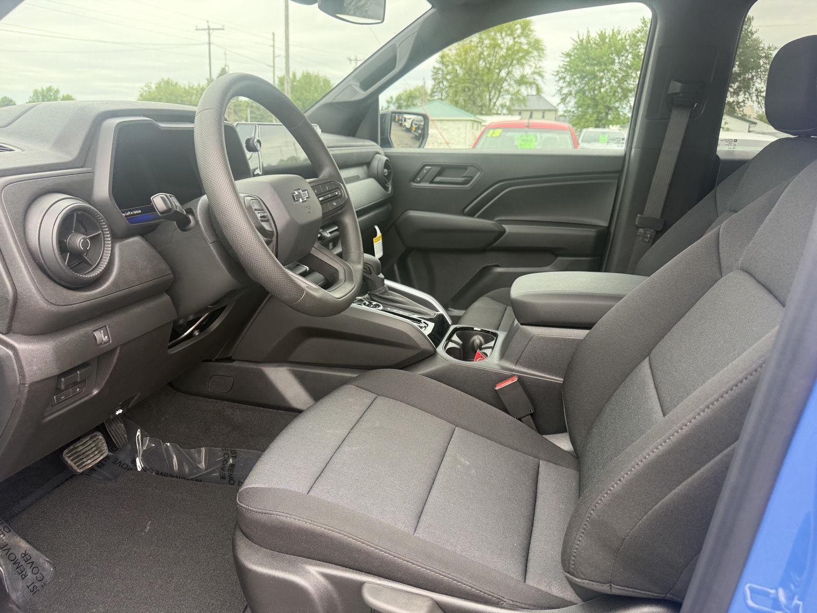 2026 Chevrolet Colorado Trail Boss - Photo 11