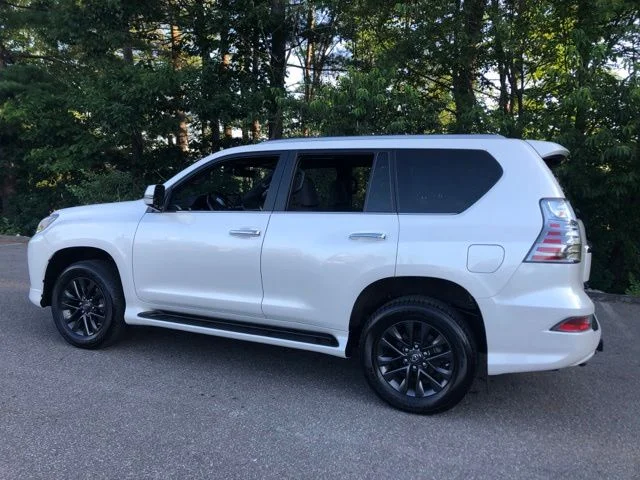 Used 2023 White Pearl Lexus 460 image 7