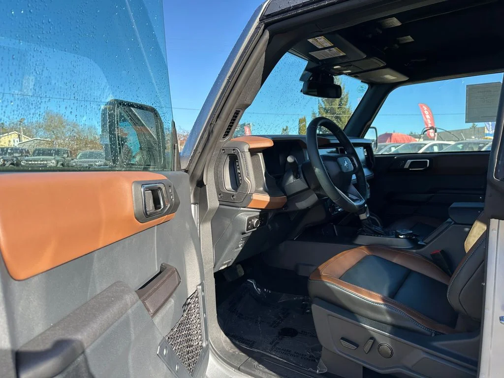 New 2024 Iconic Silver Metallic Ford Outer Banks® image 19