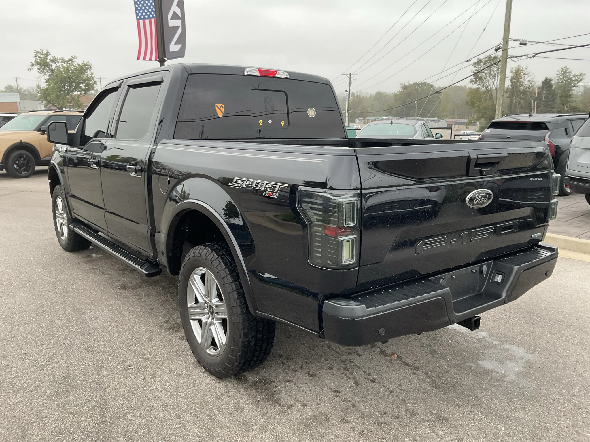Used 2019 Agate Black Metallic Ford XLT image 8