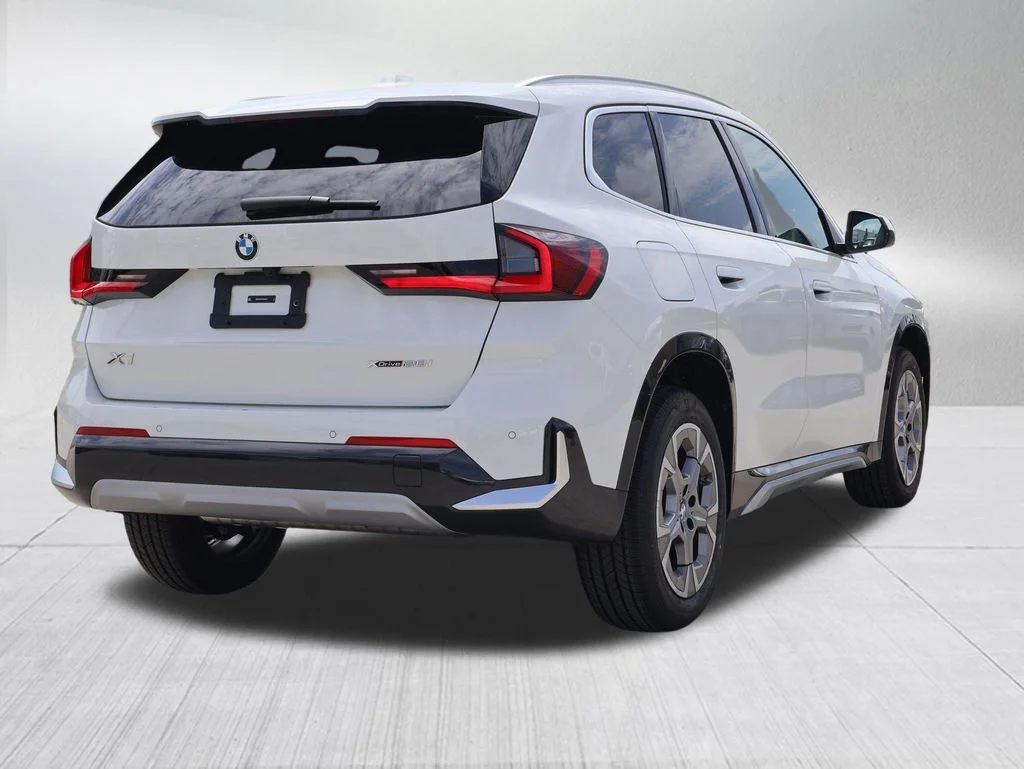 Certified Used 2025 White BMW xDrive28i image 26