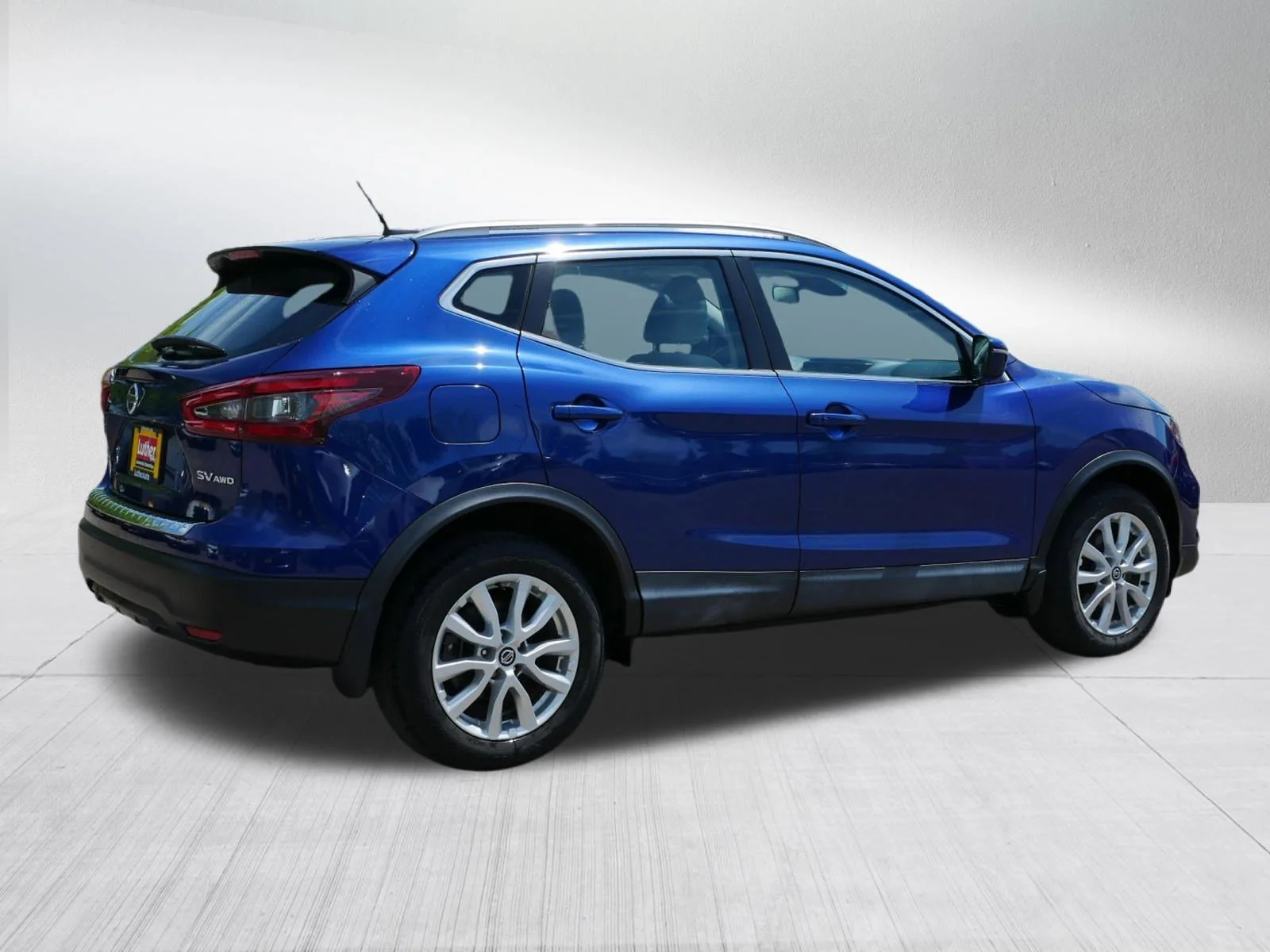 Used 2020 Caspian Blue Metallic Nissan SV image 7
