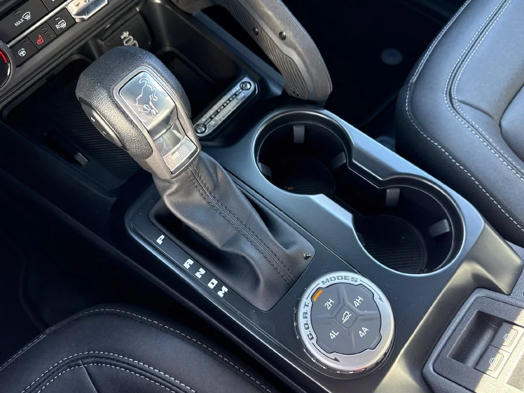 New 2026 Velocity Blue Metallic Ford Badlands® image 30