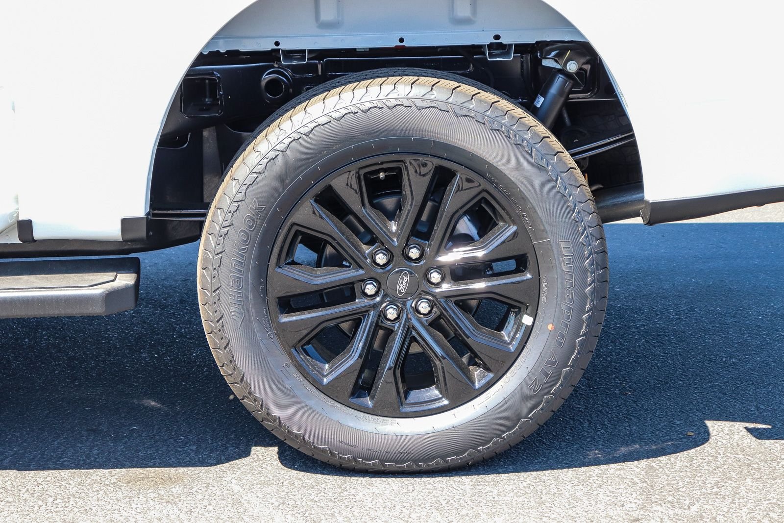 New 2026 Star White Metallic Tri-Coat Ford Lariat® image 8