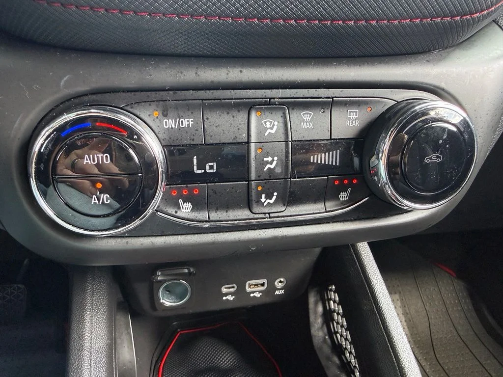 Used 2021 Gray Chevrolet RS image 3