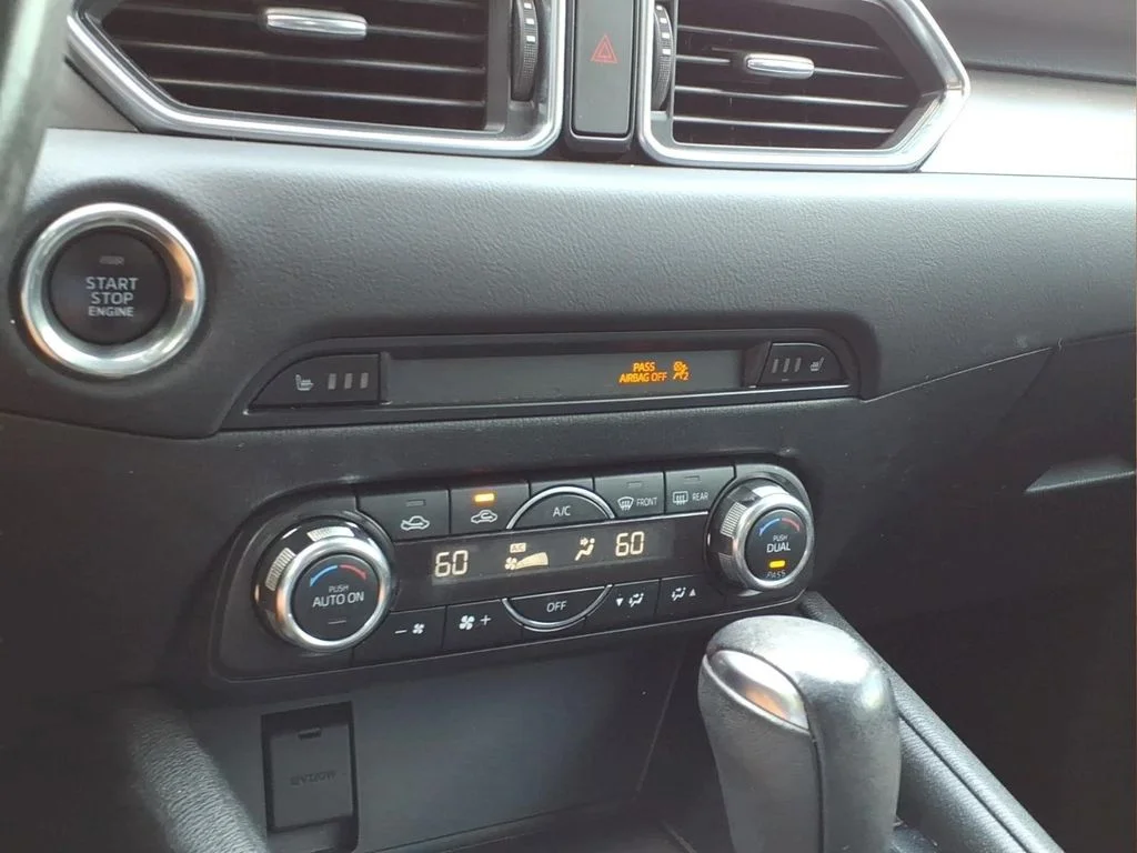 Used 2018 Silver Mazda Touring image 6