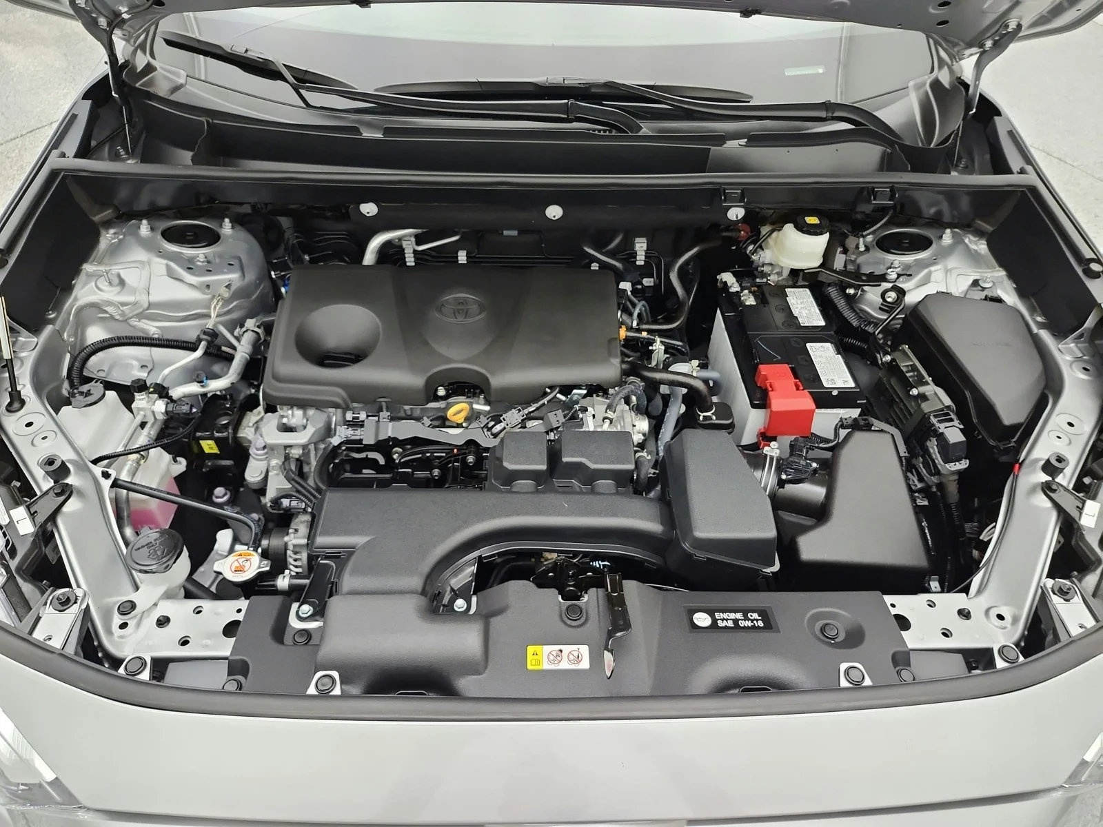 Used 2025 Silver Sky Metallic Toyota LE FWD (Natl) image 16