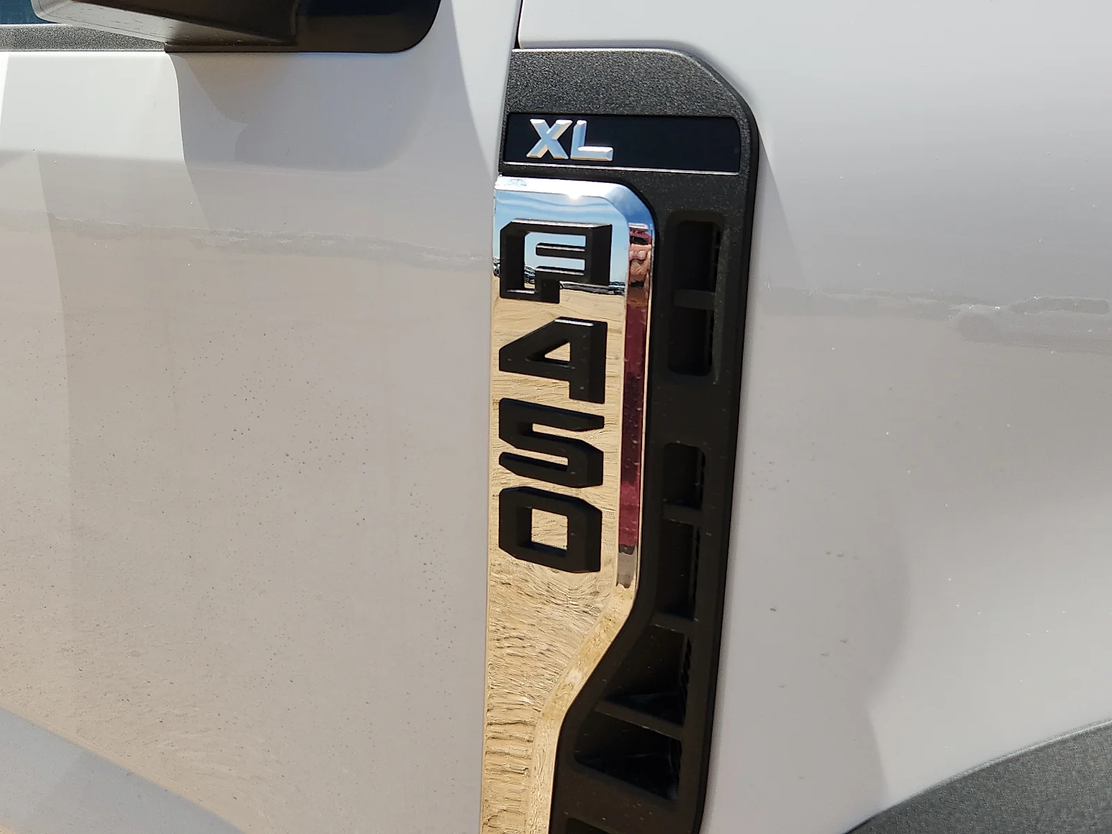 New 2026 Oxford White Ford F-450® XL image 10