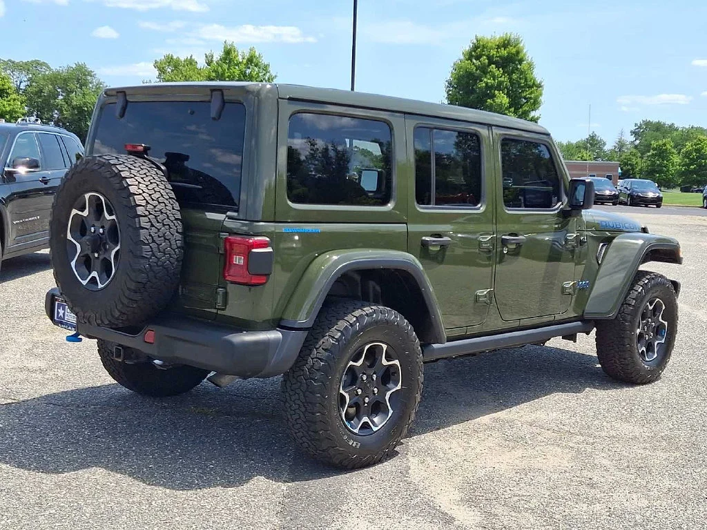 Used 2023 Sarge Green Clearcoat Jeep Rubicon image 12
