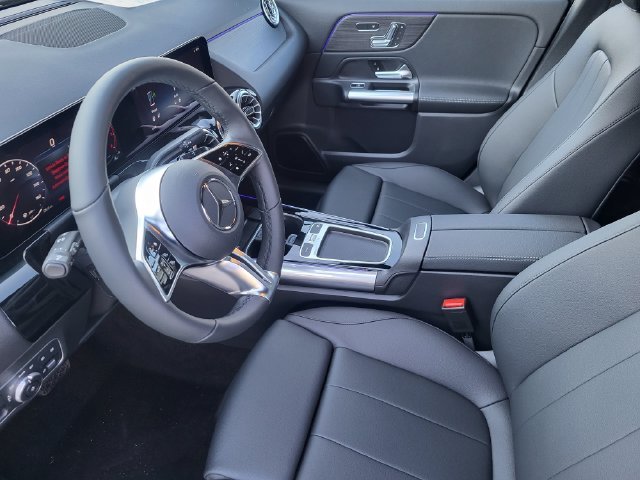 New 2026 Night Black Mercedes-Benz GLA 250 image 7