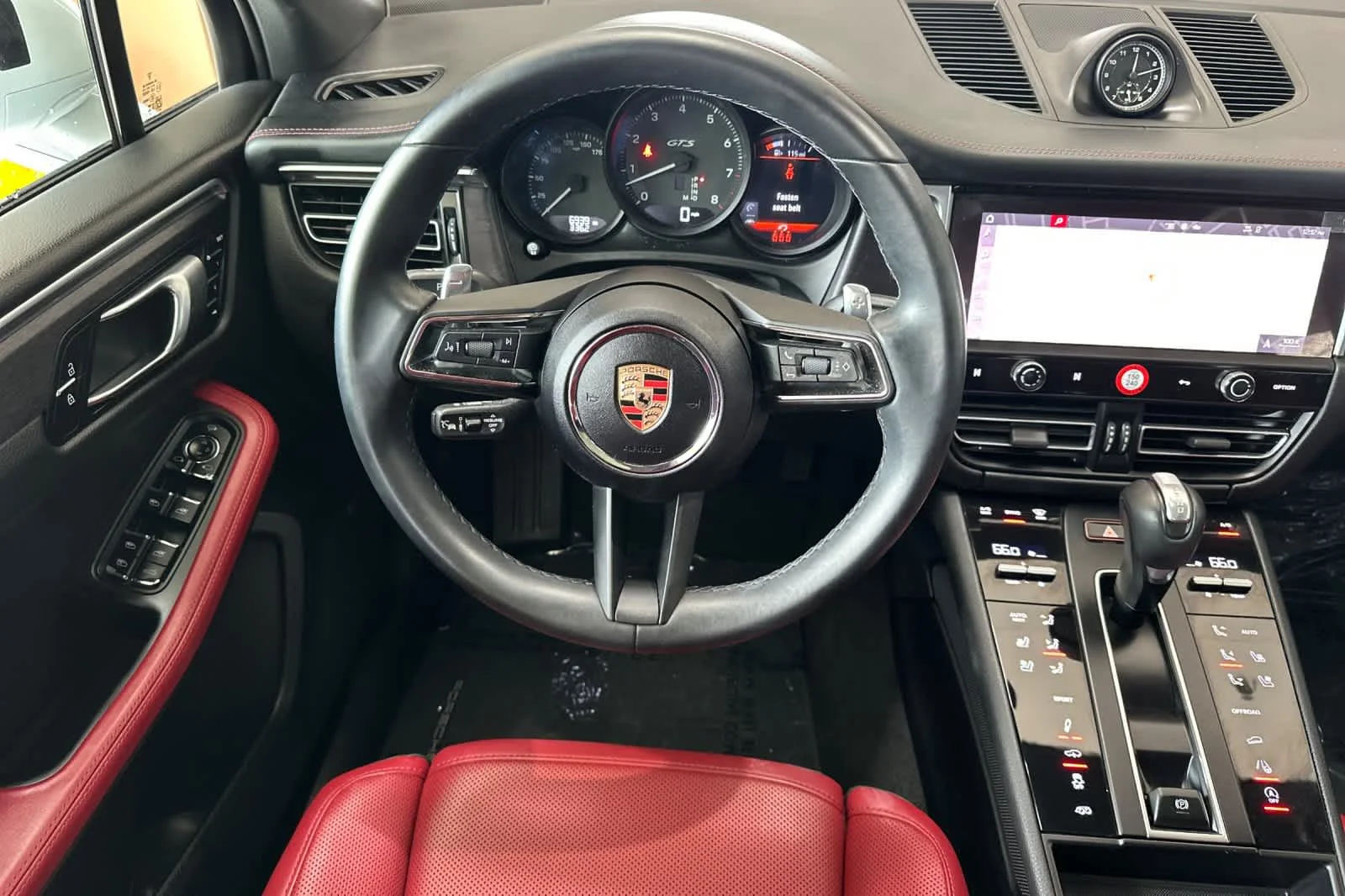 Used 2023  Porsche GTS image 15