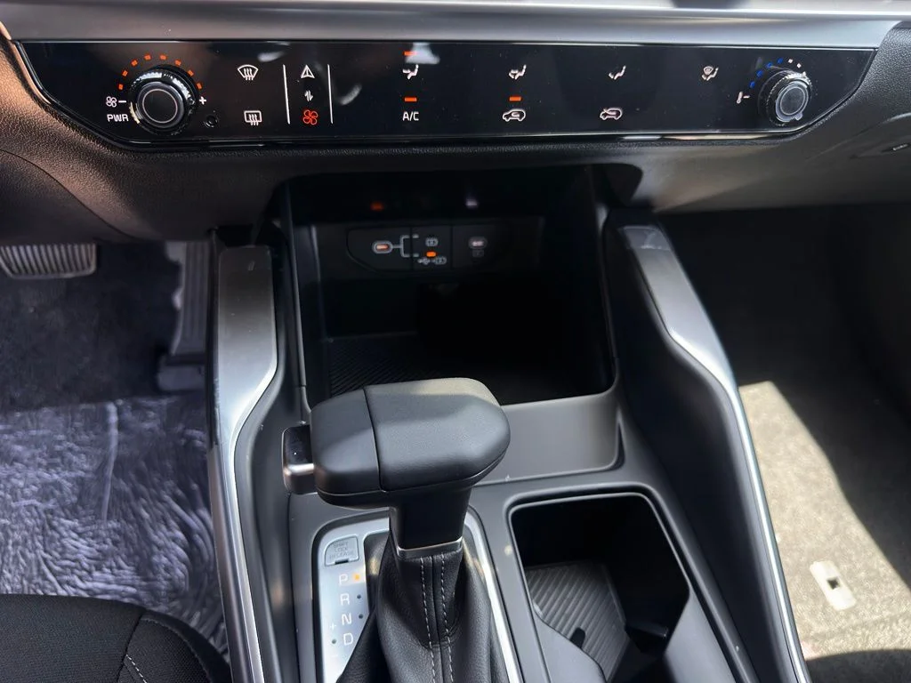 New 2026 White Kia LX image 15