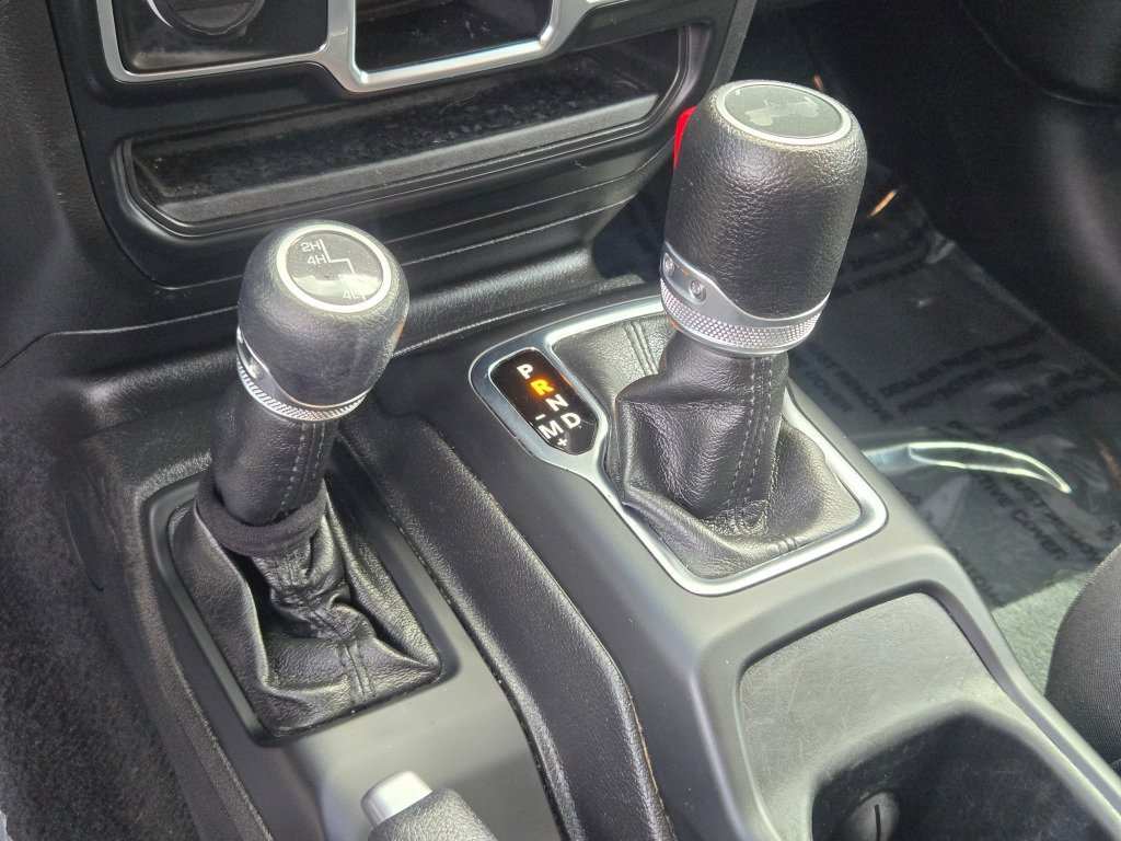 2022 Jeep Wrangler Sport - Photo 22