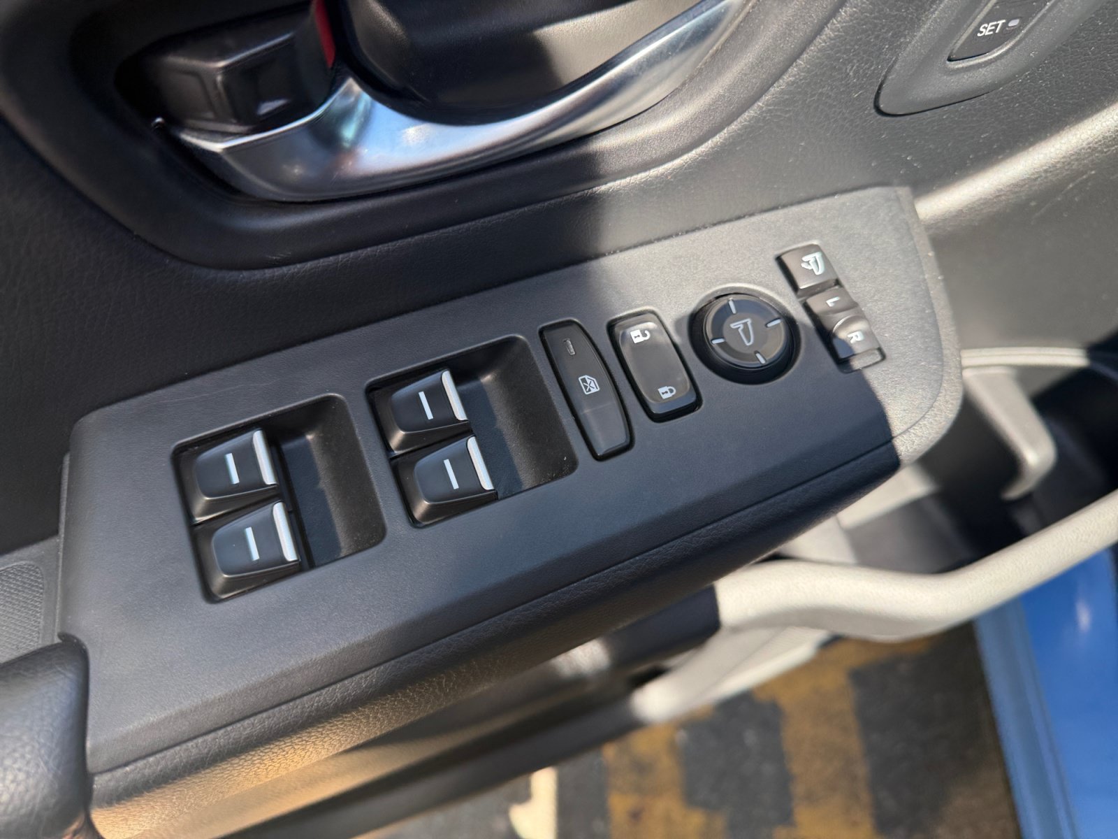 Used 2023 Diffused Sky Pearl Honda TrailSport image 29