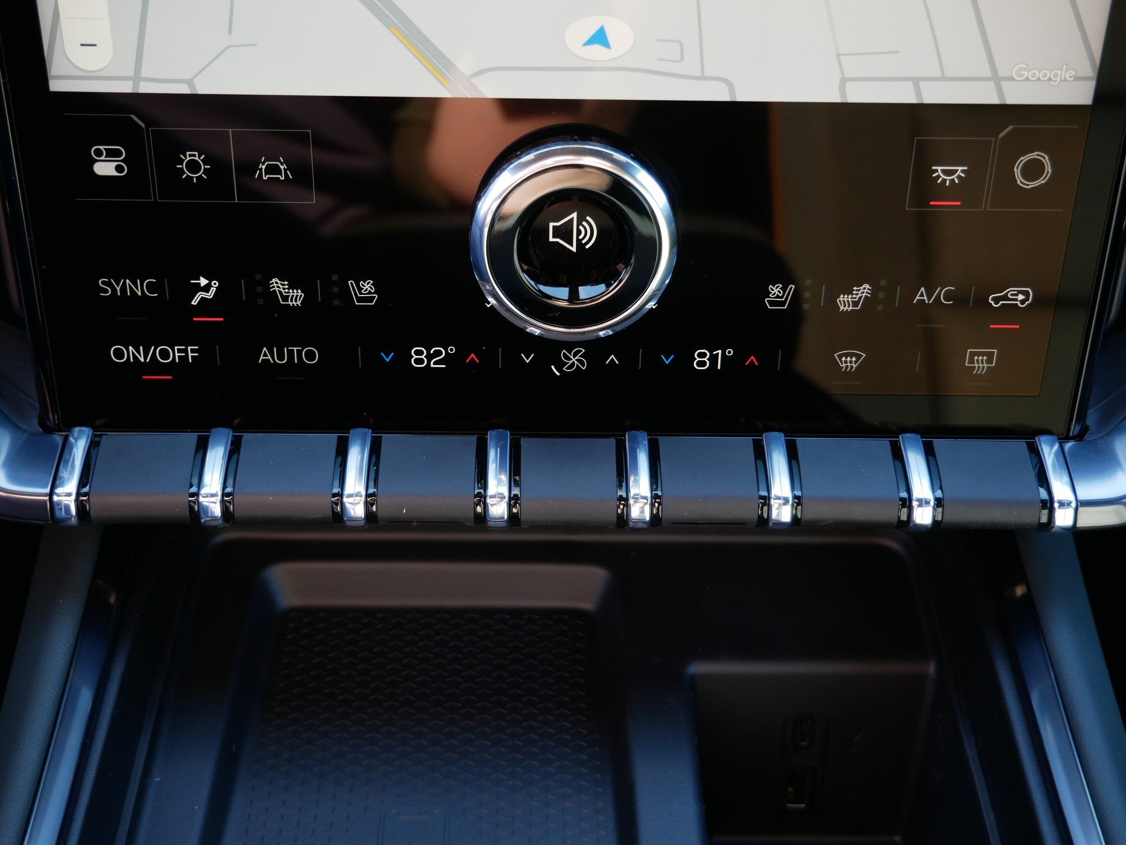 2026 GMC Acadia AT4 - Photo 8