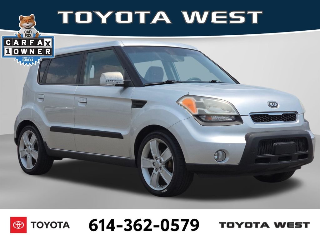 Used 2010 Silver Kia Sport image 4