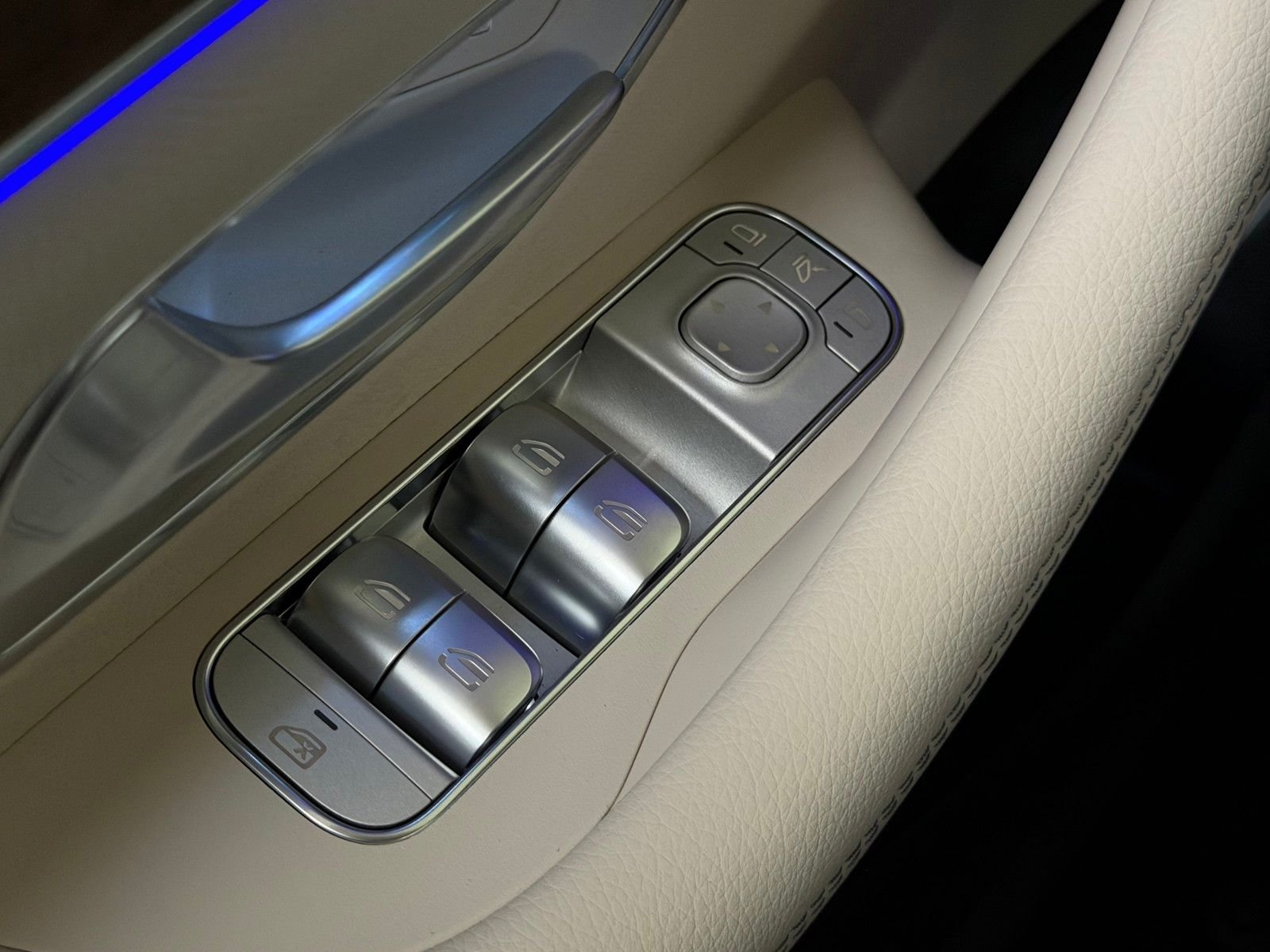 New 2026 Twilight Blue Metallic Mercedes-Benz GLE 450 image 20