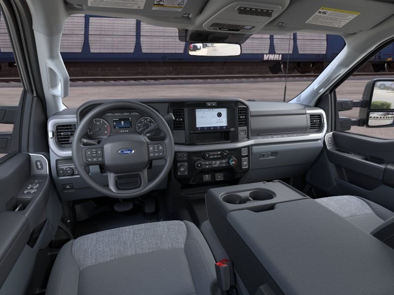 New 2026 White Ford XLT image 9