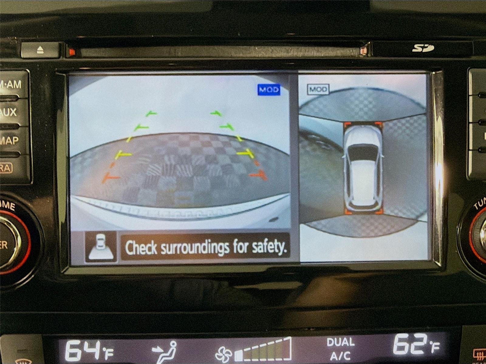 Used 2017 Brilliant Silver Nissan SL image 21