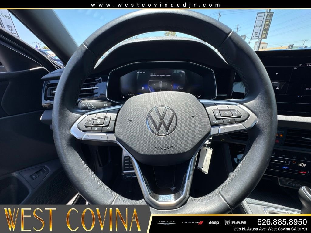 Used 2025 Gray Volkswagen 1.5T Sport image 23