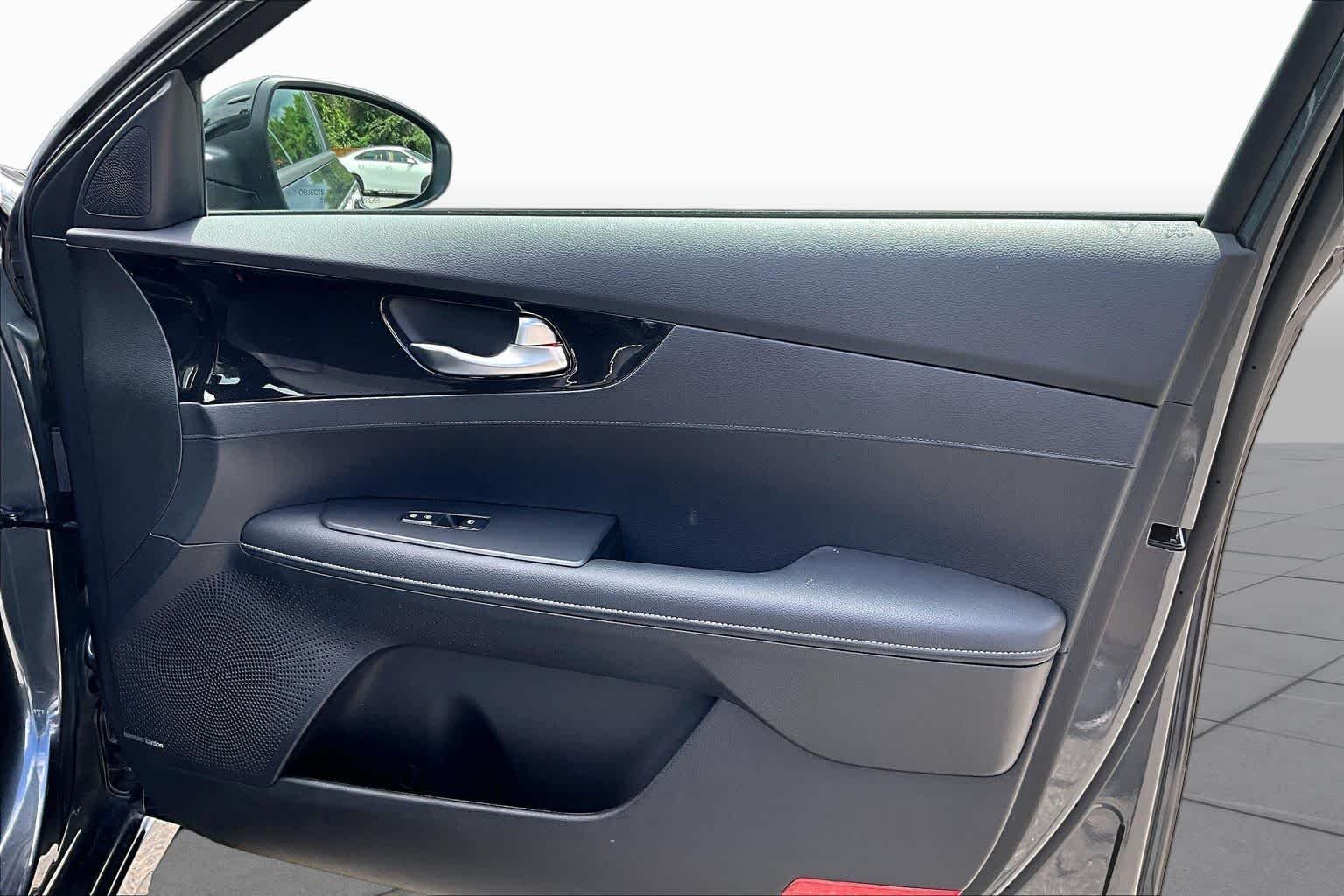 Used 2023 Gravity Gray Kia GT-Line image 23
