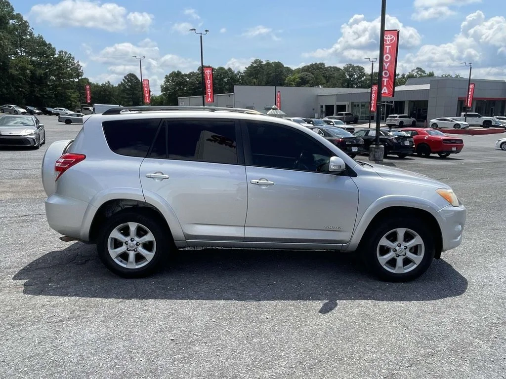 Used 2012 Classic Silver Metallic Toyota Limited image 2