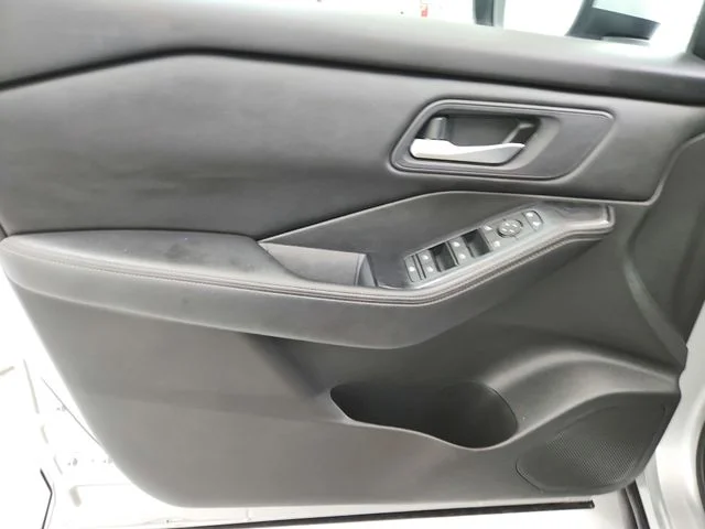Used 2024 Silver Nissan SV image 30