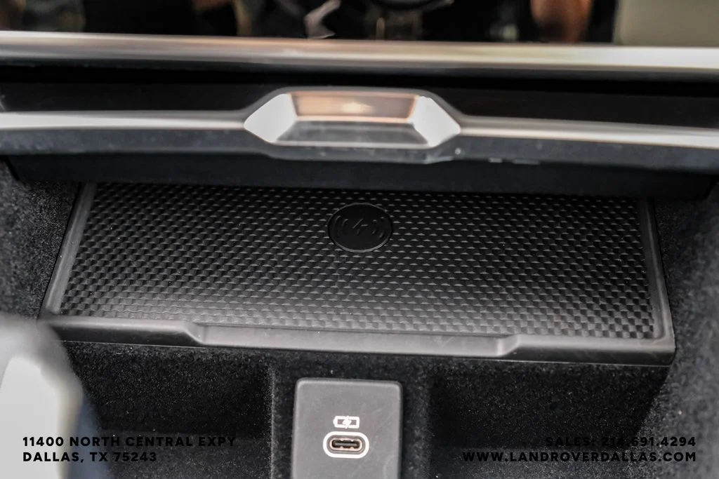 Certified Used 2025 Black Land Rover SE image 29