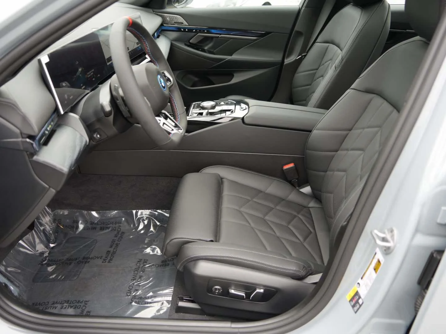 New 2026 Brooklyn Grey Metallic BMW M60 image 12
