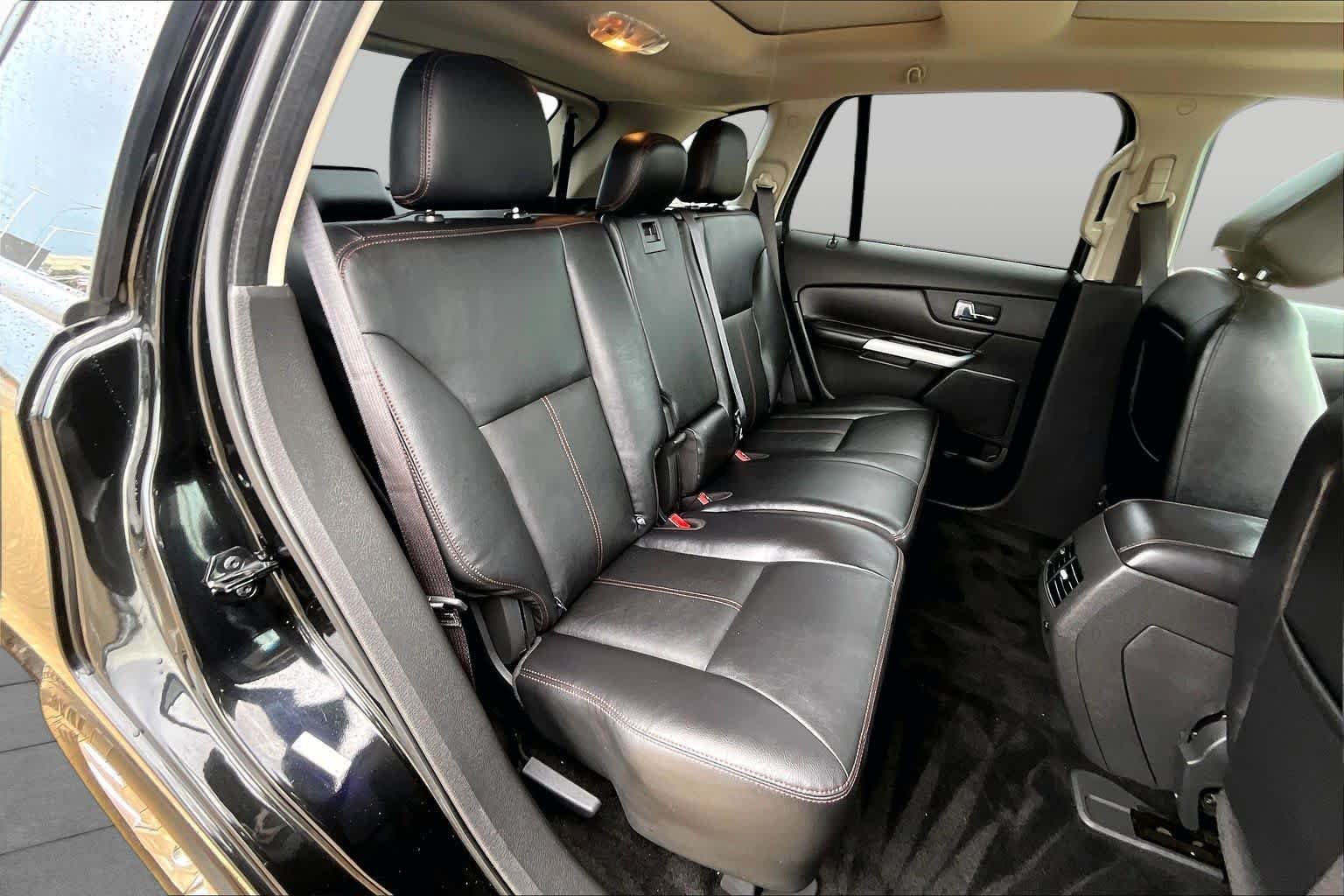 Used 2013 Tuxedo Black Metallic Ford SEL image 19