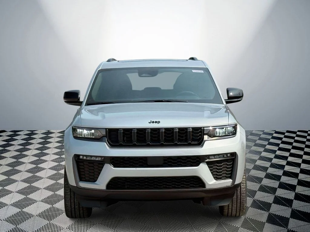 New 2026 Silver Jeep Limited image 2