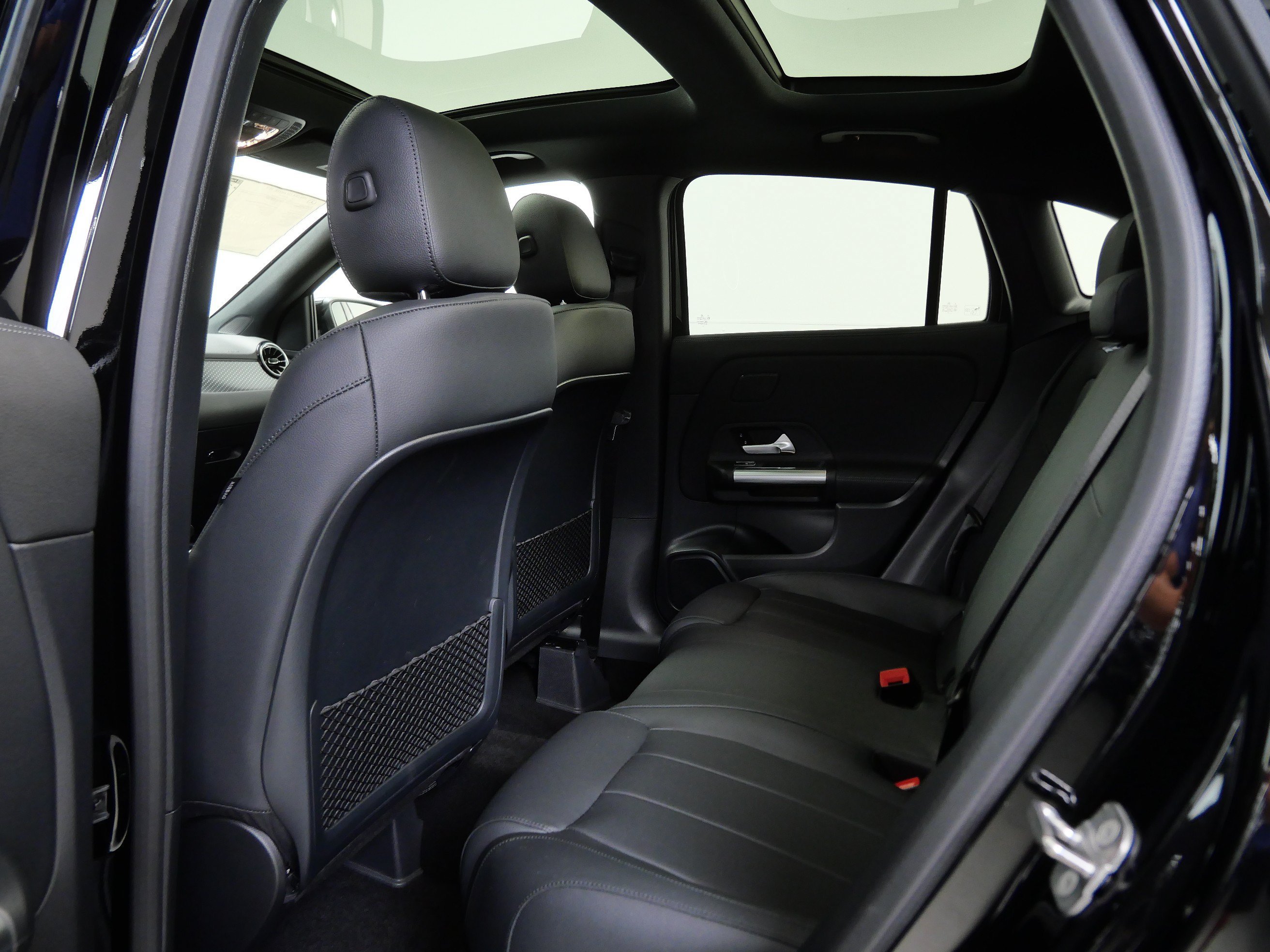 New 2026 Night Black Mercedes-Benz GLA 250 image 9