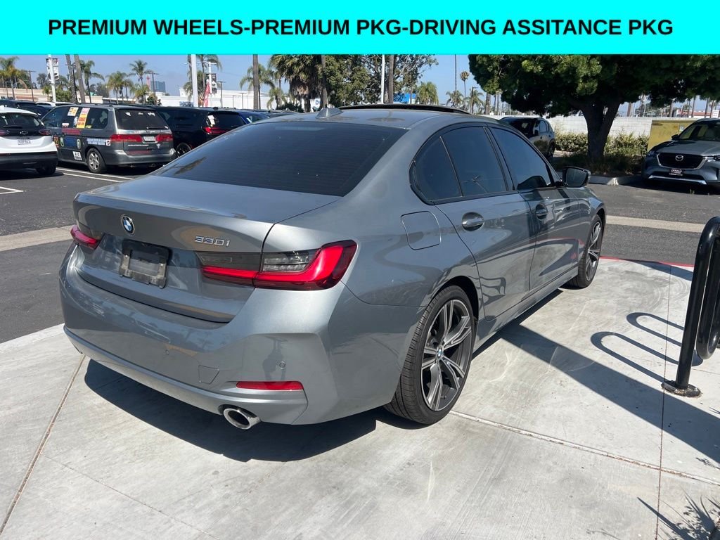 Used 2023 Gray BMW 330i image 5