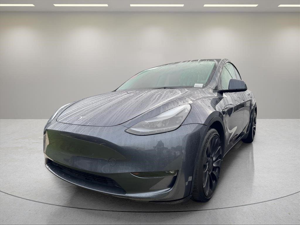 Used 2023  TESLA  image 2