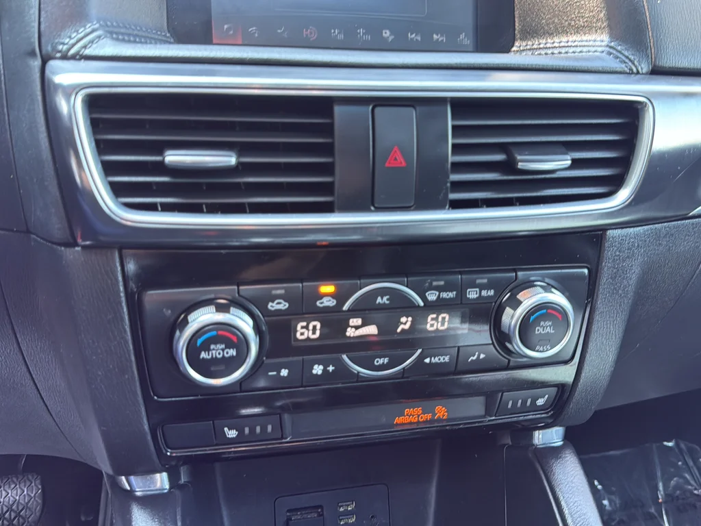 Used 2016 Red Mazda Grand Touring image 27
